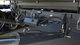 2-way front attachment rams control the ground pressure precisely - Front attachments