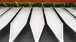 Adjustable shuttles - Front attachments
