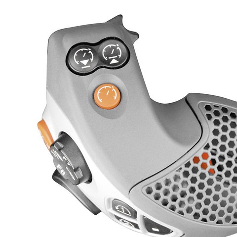 AXION 900